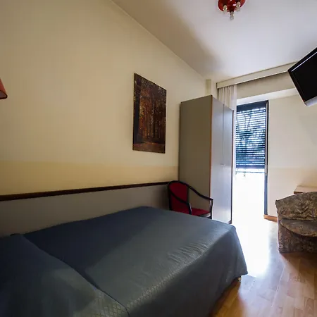 Mini Baradello Комо