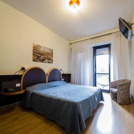 Hotel Mini Baradello