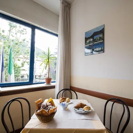 Mini Baradello Hotel 3*