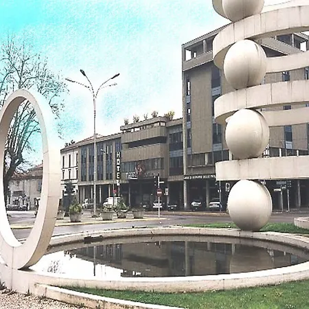 Mini Baradello Комо